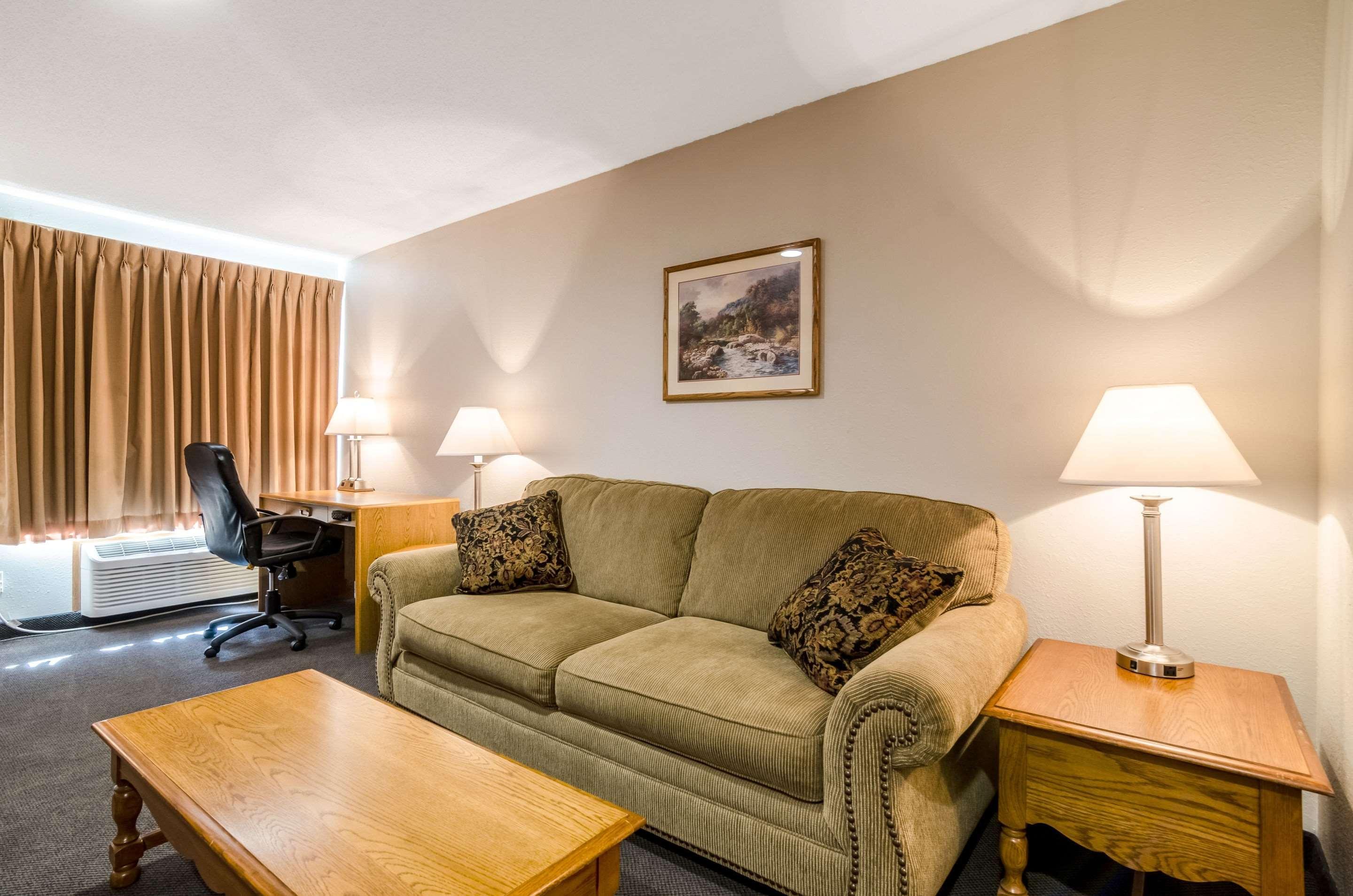 Rodeway Inn Ainsworth Dış mekan fotoğraf