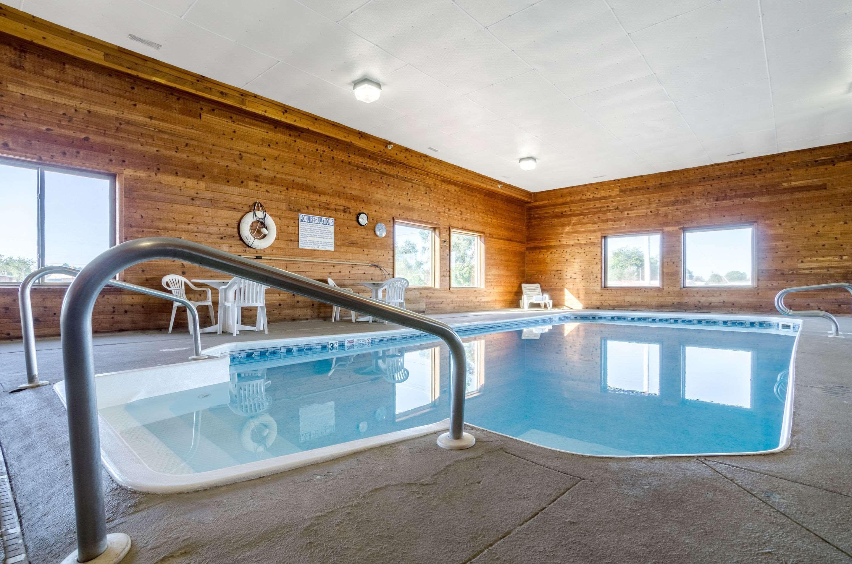 Rodeway Inn Ainsworth Dış mekan fotoğraf